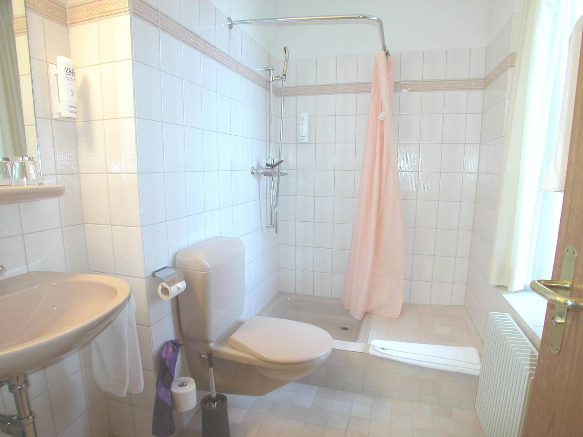 Hotel Post Glarnerhof Гларус Экстерьер фото