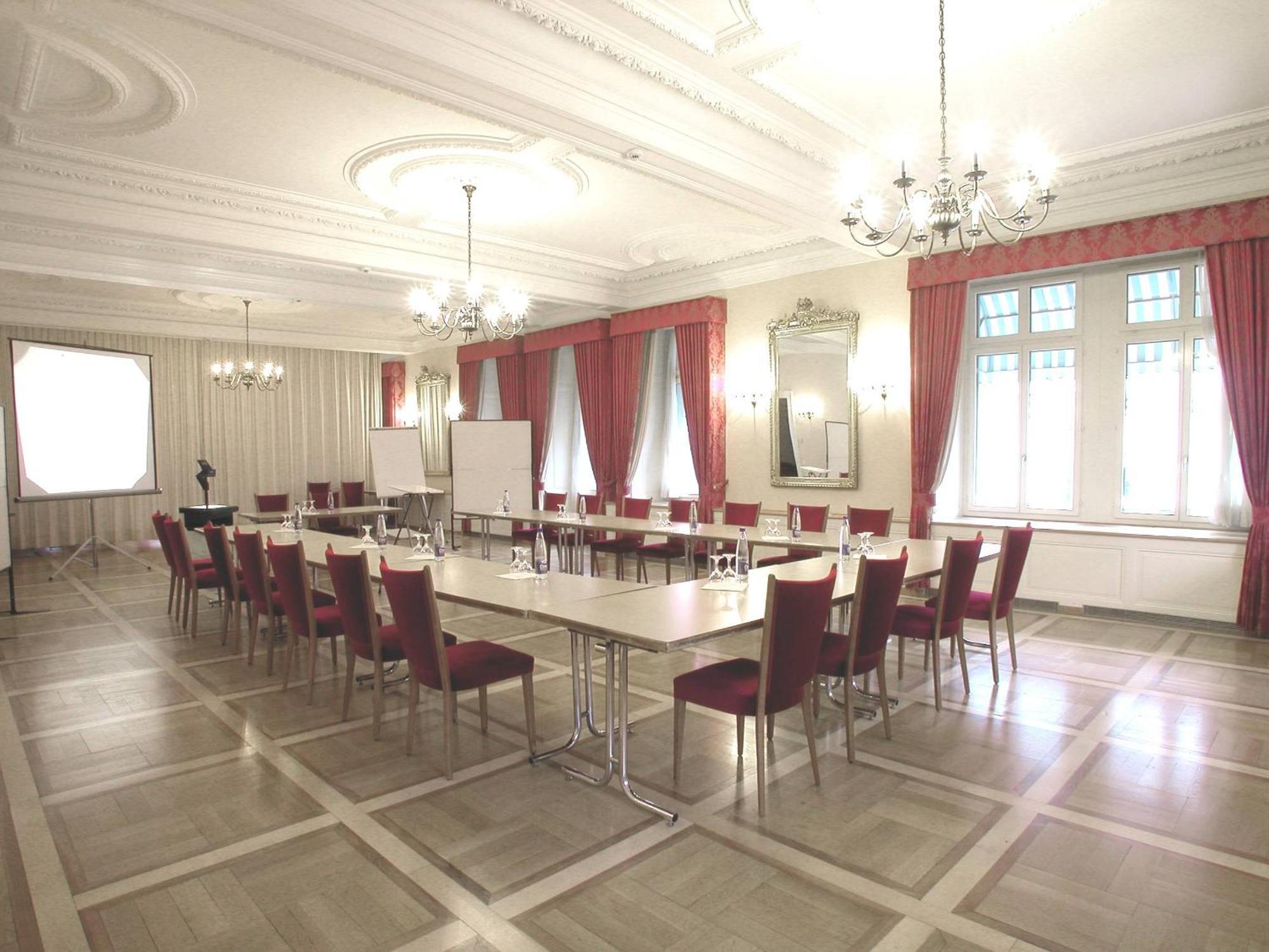 Hotel Post Glarnerhof Гларус Экстерьер фото