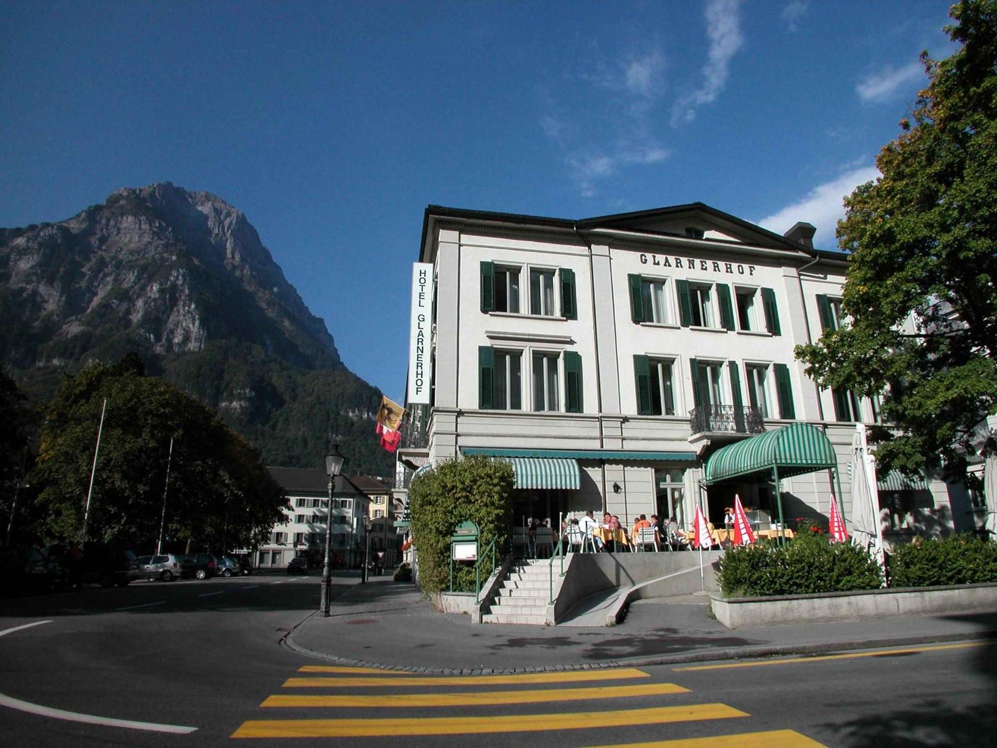 Hotel Post Glarnerhof Гларус Экстерьер фото