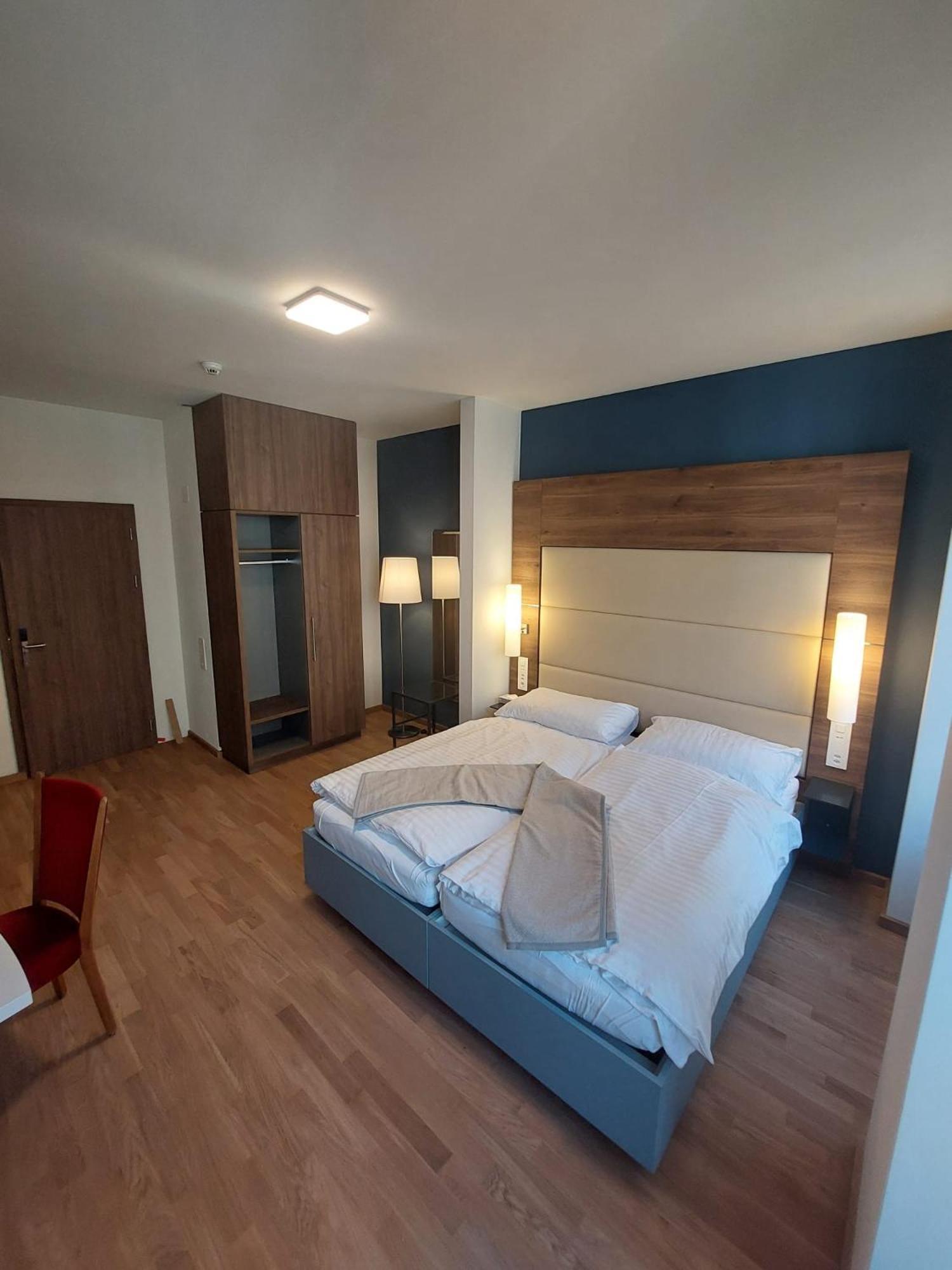 Hotel Post Glarnerhof Гларус Экстерьер фото