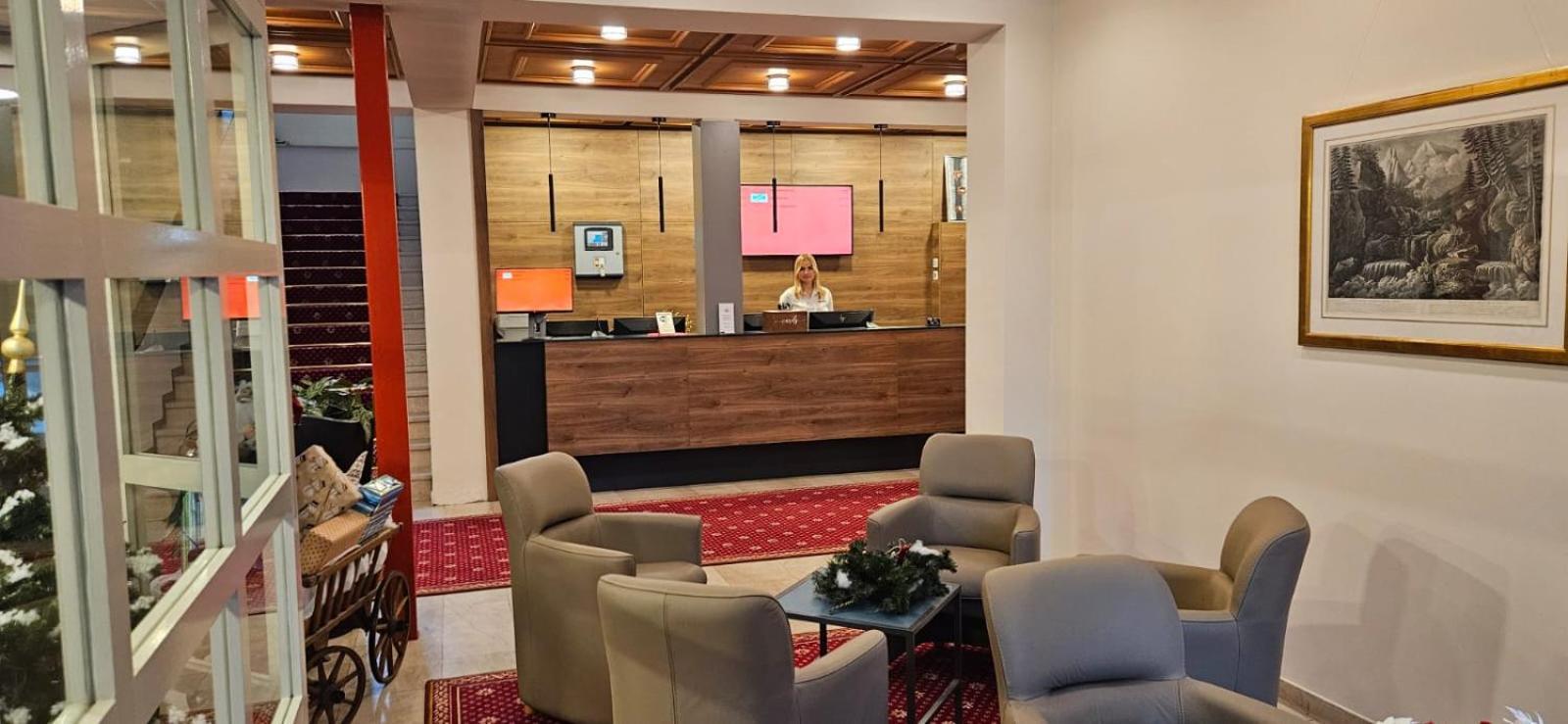 Hotel Post Glarnerhof Гларус Экстерьер фото